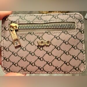 XOXO Women's Tan and Black xoxo patterned Card Holder